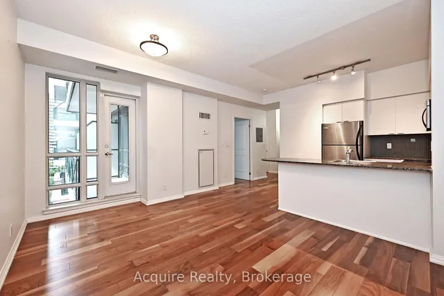 Additional image 8 of 35 Hayden St Unit 1012