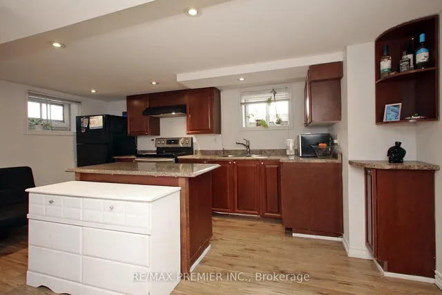 Additional image 16 of 624 McRoberts Ave