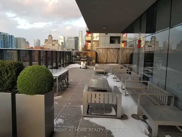 Additional image 29 of 330 Richmond St Unit 210