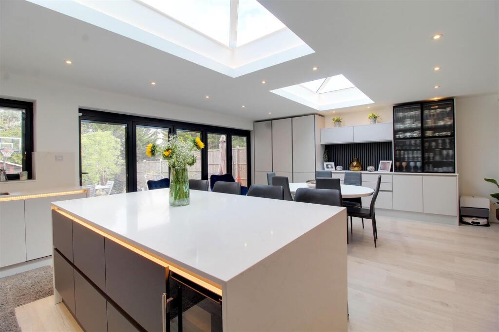 Additional image 6 of Westland Drive, Brookmans Park