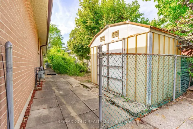 Additional image 41 of 18 Dunbarton Cres