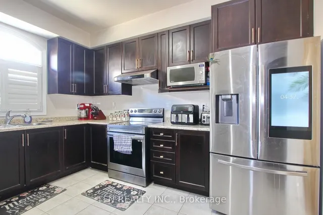 Additional image 21 of 1 Beacon Hill Dr