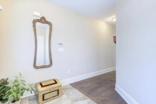 Additional image 4 of 313 Buick Blvd