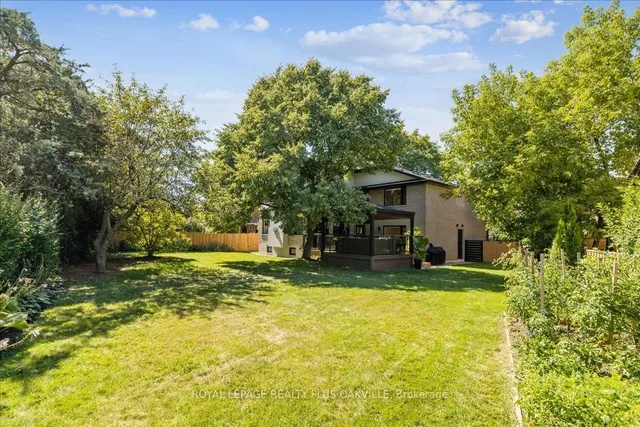 Additional image 47 of 3571 Swirlingleaves Cres