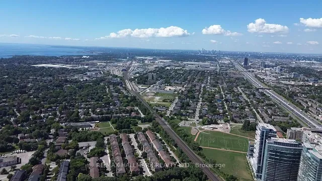 Additional image 37 of 36 PARK LAWN Rd Unit 1609