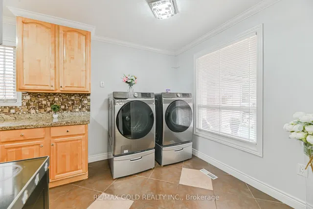 Additional image 11 of 31 Cassander Cres