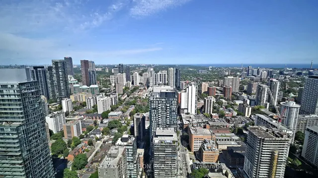 Additional image 36 of 8 Wellesley St Unit 5808