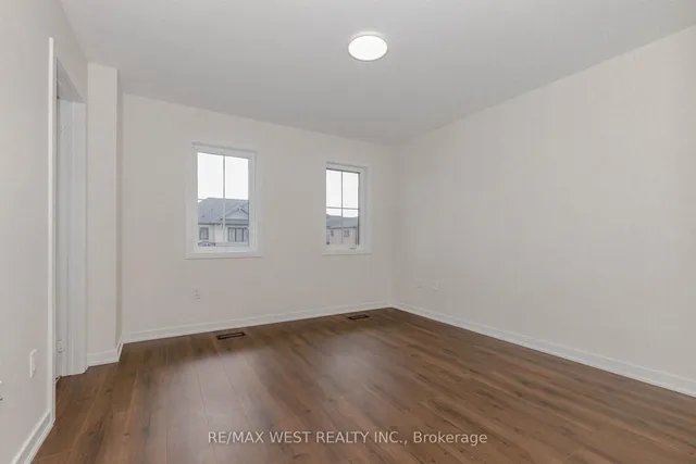 Additional image 14 of 74 Pagebrook Cres