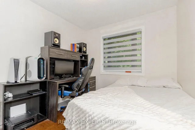 Additional image 32 of 24 Ignatius Lane