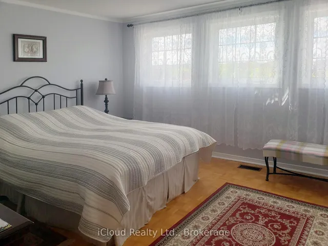 Additional image 16 of 4713 Empire Cres