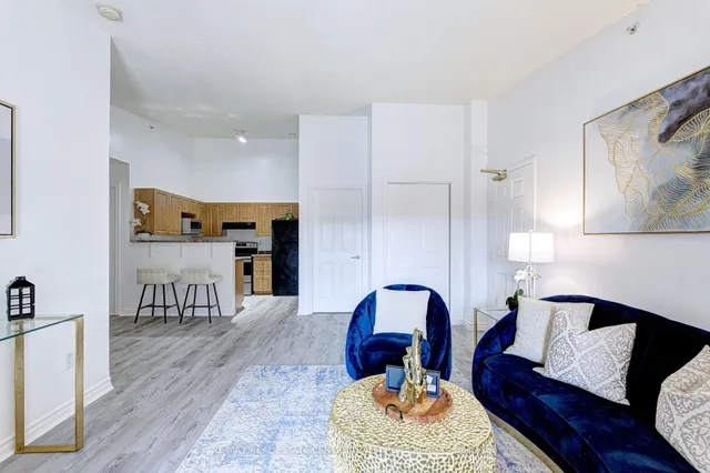 Additional image 10 of 1483 Maple Ave Unit 408