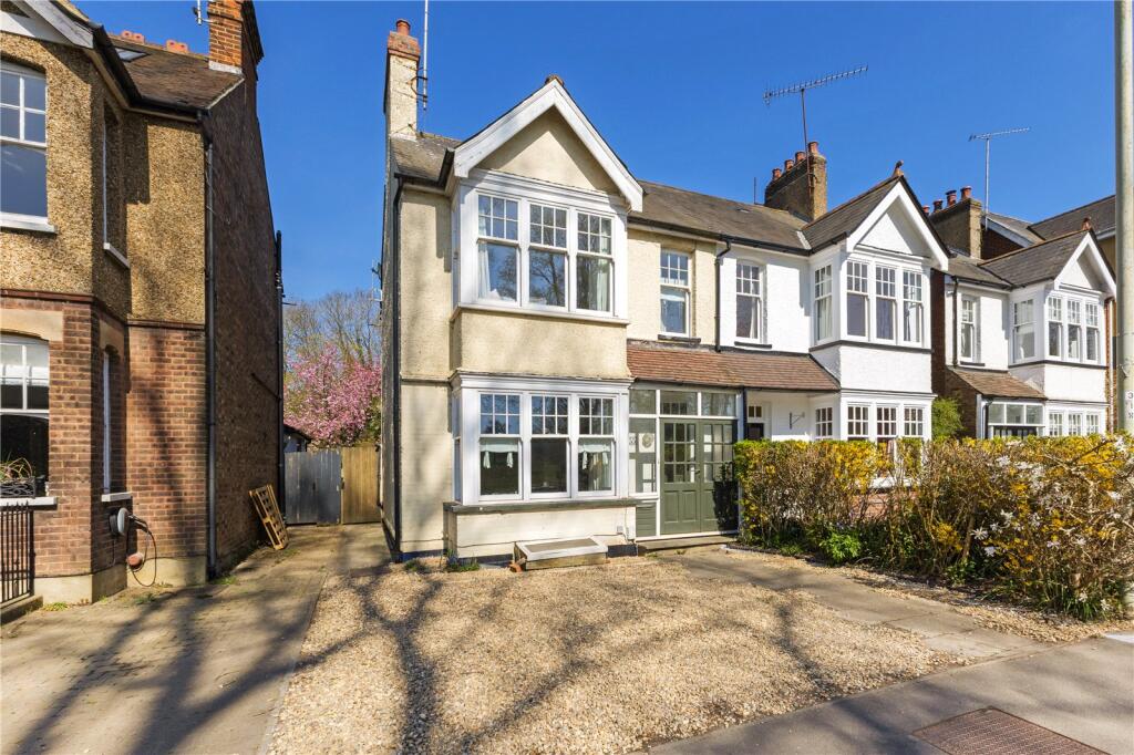 Southdown Road, Harpenden, Hertfordshire, AL5