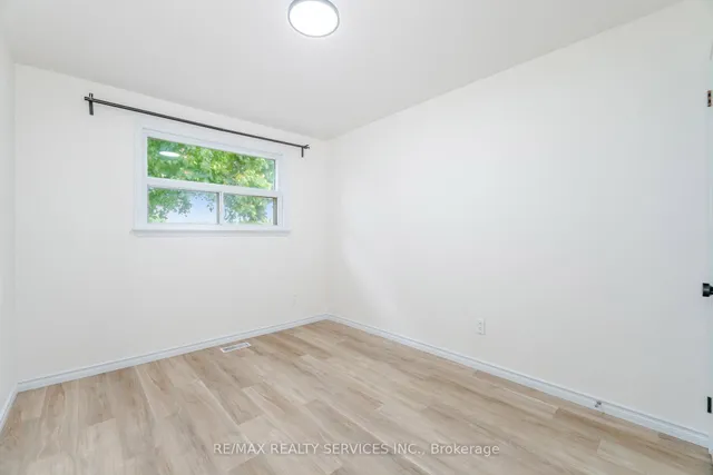 Additional image 25 of 7386 Netherwood Rd