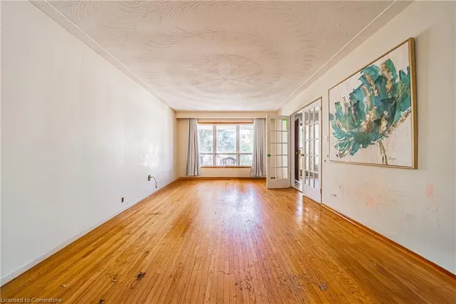 Additional image 13 of 49 Pinard St