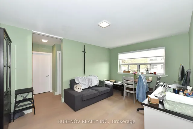 Additional image 25 of 1051 Victoria Pk Ave