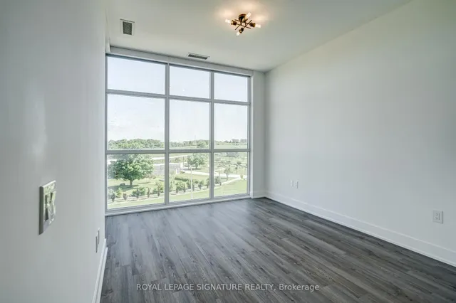 Additional image 18 of 60 George Butchart Dr Unit 322