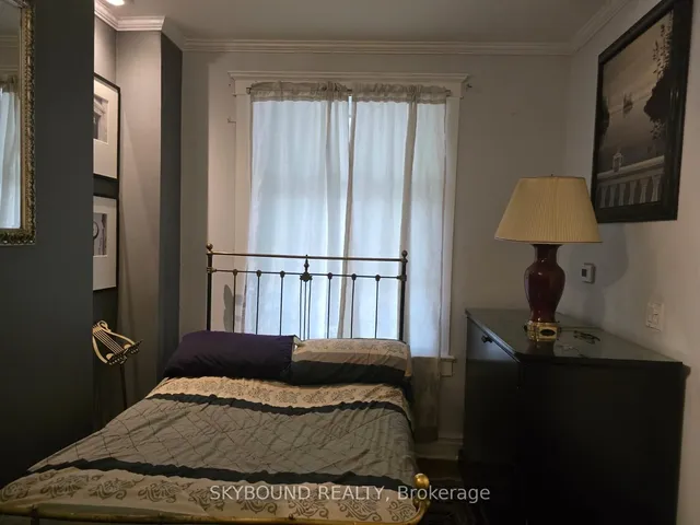 Additional image 6 of 837 Gladstone Ave