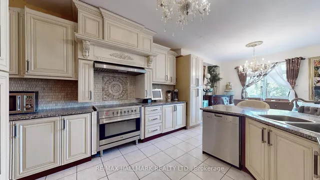 Additional image 11 of 113 Fred Young Dr