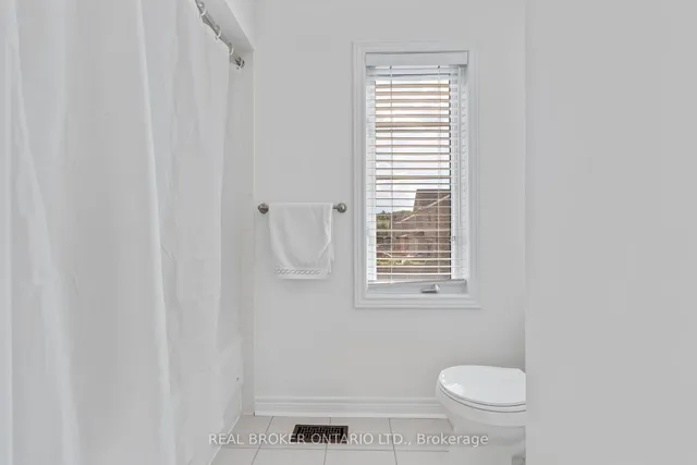 Additional image 43 of 4 Mugford Cres