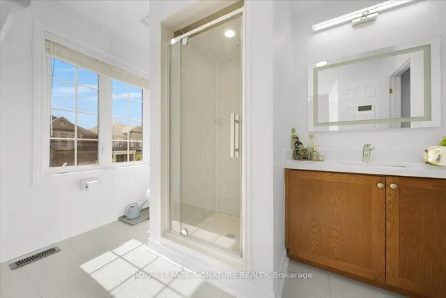 Additional image 33 of 482 Cedric Terr