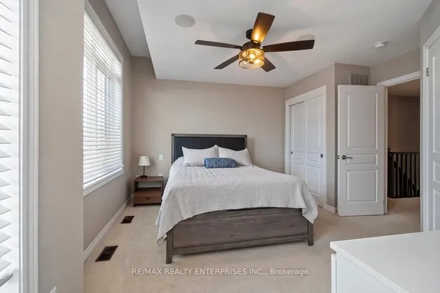 Additional image 37 of 215 Dundas St Unit 9