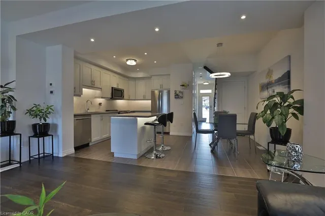 Additional image 9 of 94 Soho St