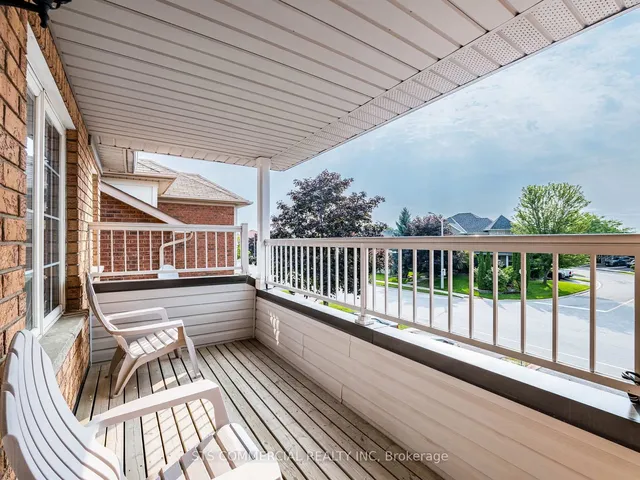 Additional image 40 of 18 Queen Mary Dr