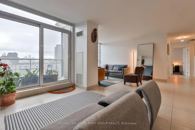 Additional image 9 of 230 King St Unit PH18