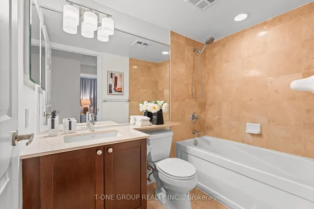 Additional image 21 of 761 Bay St Unit 605