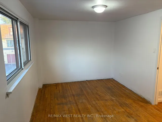 Additional image 3 of 346 Fleetwood Cres