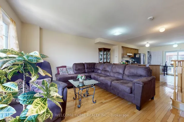 Additional image 3 of 107 Torbarrie Rd