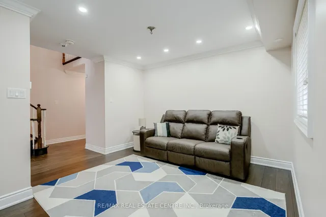 Additional image 16 of 18 Richwood Cres