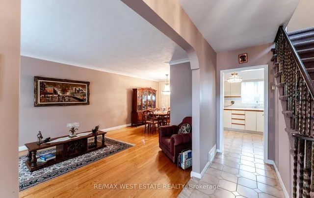 Additional image 5 of 1468 Wilson Ave