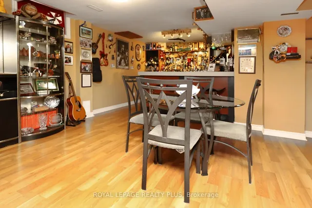 Additional image 36 of 1086 Hedge Dr