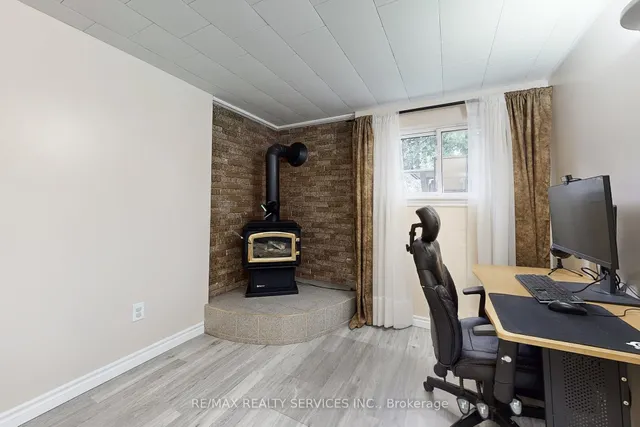 Additional image 29 of 10 Minton Pl