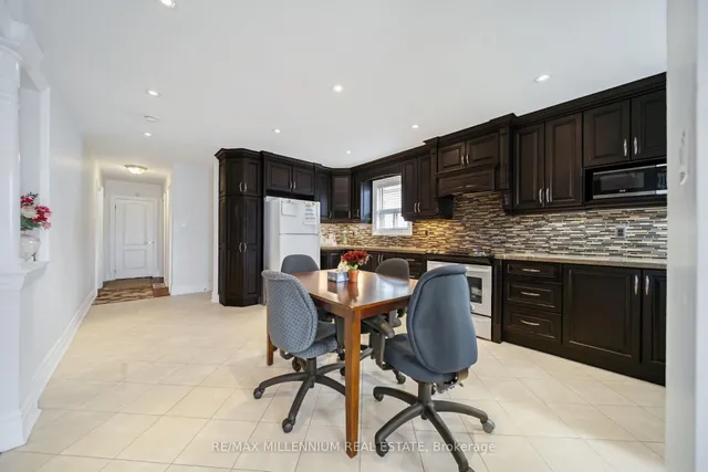 Additional image 6 of 226 Falstaff Ave