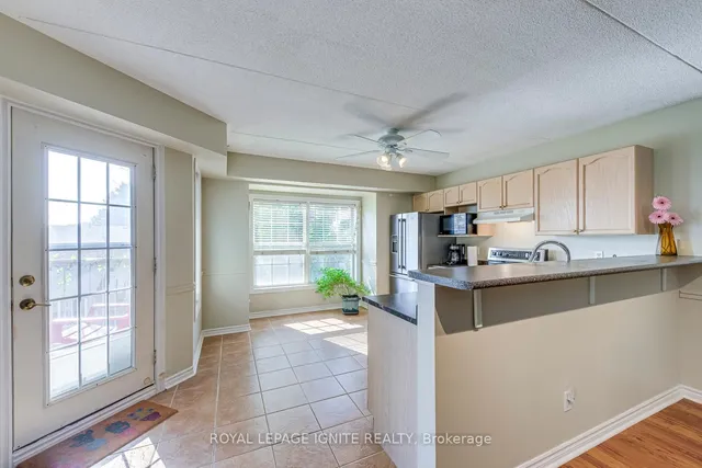 Additional image 13 of 1820 Walkers Line Unit 211