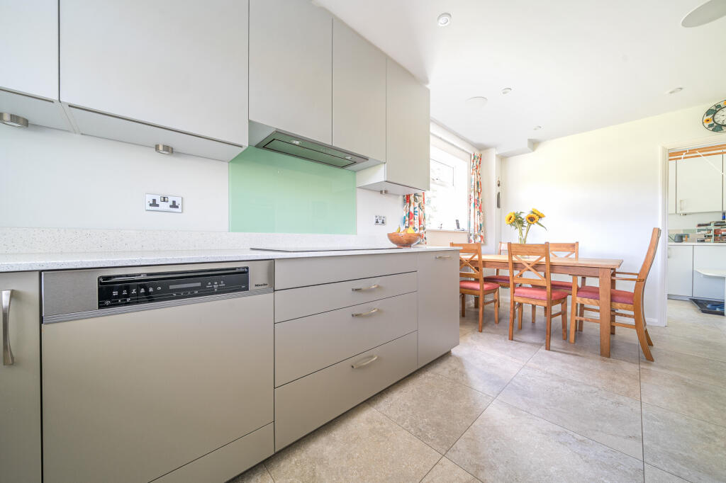 Additional image 4 of Hartwell Gardens, HARPENDEN, AL5