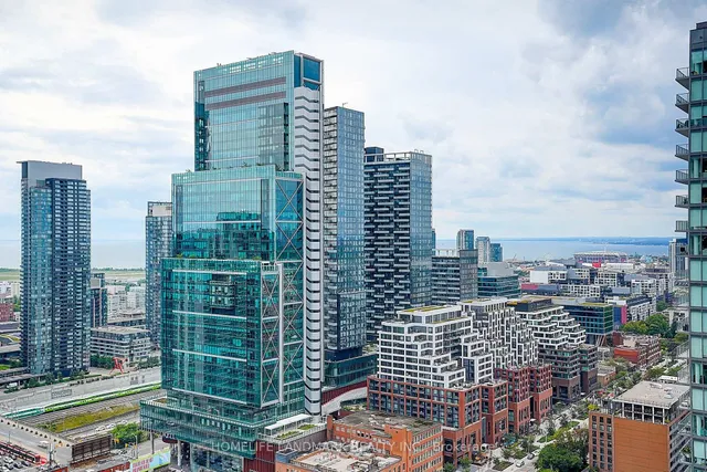 Additional image 36 of 375 King St Unit 3103