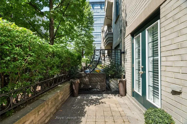 Additional image 36 of 1 Baxter St Unit 8