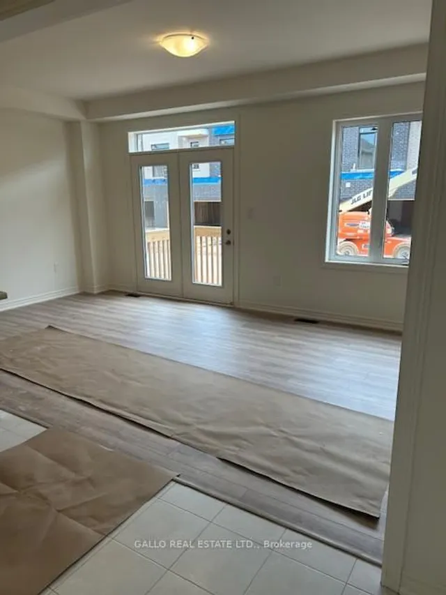 Additional image 9 of 3169 Crystal Dr Unit 28R