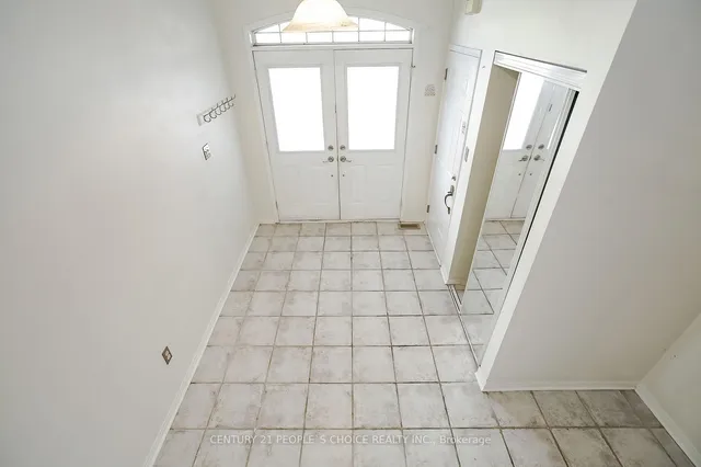 Additional image 11 of 272 Vintage Gate