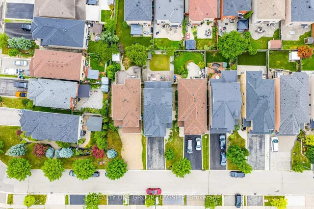 Additional image 45 of 1128 Knotty Pine Grve
