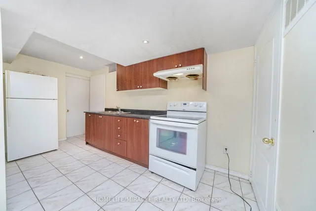 Additional image 34 of 17 Mainard Cres