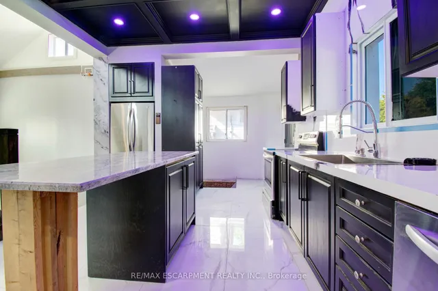 Additional image 19 of 85 East 37th St