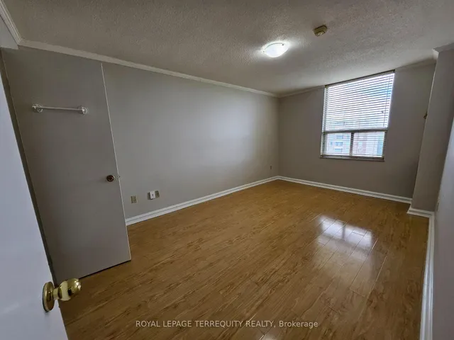 Additional image 17 of 5 Shady Gfwy Unit 1402