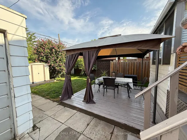 Additional image 12 of 14 Barons Ave