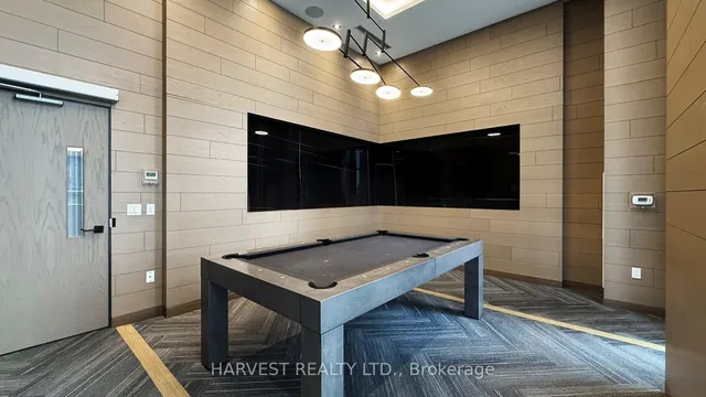 Additional image 31 of 225 Village Green Sq Unit 2103