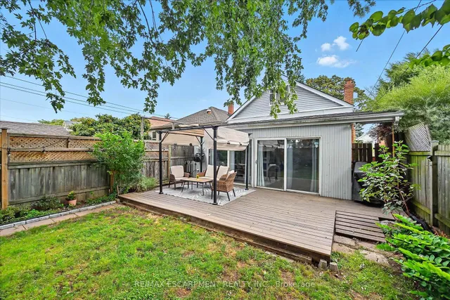 Additional image 25 of 17 Cameron Ave