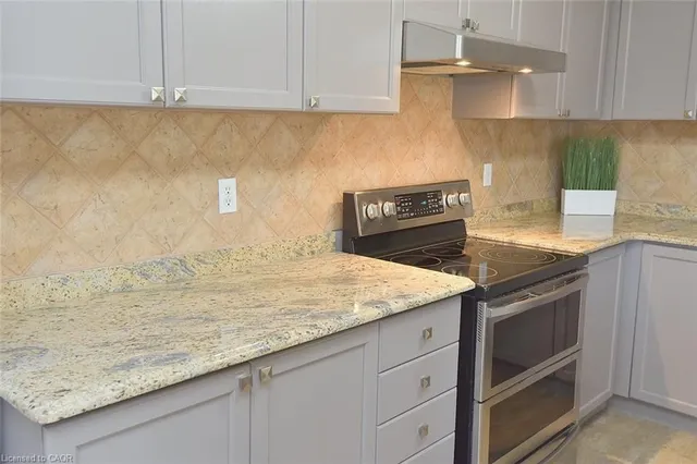 Additional image 19 of 485 Green Rd Unit 37